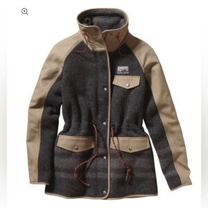 Patagonia wool canvas jacket parka limited edition amazing women’s large NEWish